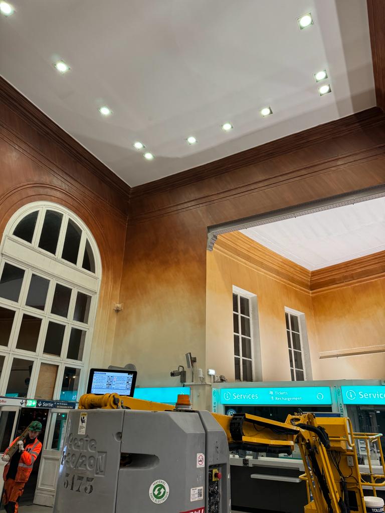 Peinture gare
